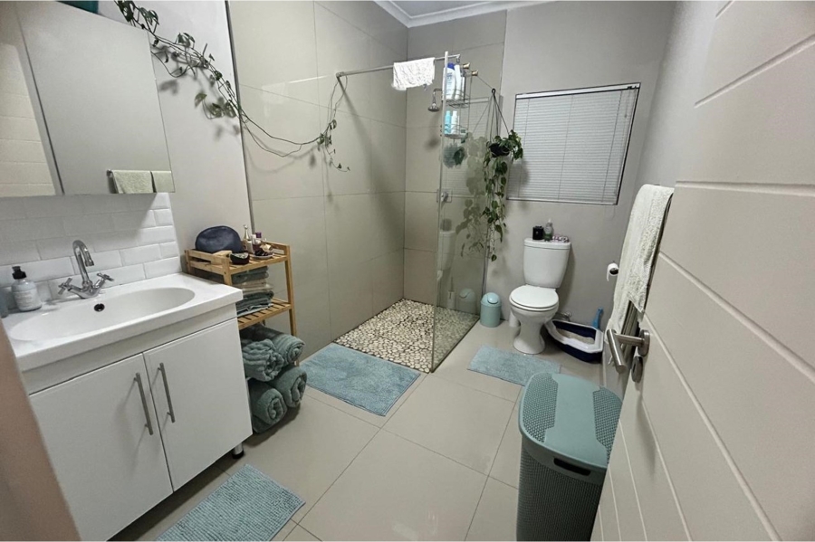 To Let 2 Bedroom Property for Rent in Paarl South Western Cape